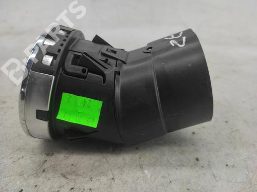 Air vent PEUGEOT 308 I (4A_, 4C_) 1.6 16V | BP11678967I21 
