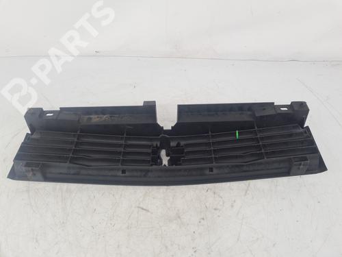 Grille PEUGEOT 305 I (581A) | BP6217616C40