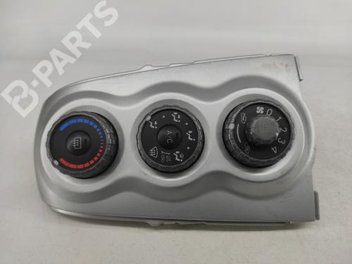 Climate control TOYOTA YARIS (_P9_) 1.0 VVT-i (KSP90_, KSP90R) 554060D190