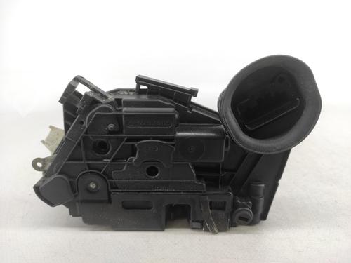 Rear right lock VW GOLF VI (5K1) 1.6 TDI | BP9687318C99
