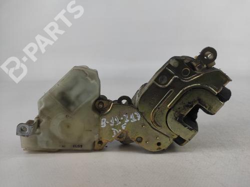 Zamek drzwi przednich prawych NISSAN TERRANO II (R20) 2.7 TDi 4WD | BP9695500C97