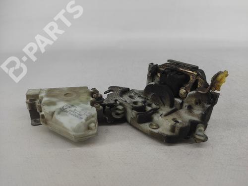 Zamek drzwi przednich prawych NISSAN TERRANO II (R20) 2.7 TDi 4WD | BP9695500C97