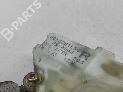 Zamek drzwi przednich prawych NISSAN TERRANO II (R20) 2.7 TDi 4WD | BP9695500C97