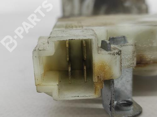 Zamek drzwi przednich prawych NISSAN TERRANO II (R20) 2.7 TDi 4WD | BP9695500C97