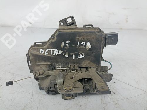 Rear right lock SKODA OCTAVIA I (1U2) 1.6 N/V