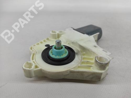 Left rear window motor LAND ROVER RANGE ROVER SPORT I (L320) 2.7 D 4x4 | BP9848452E23 