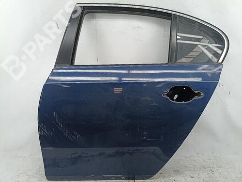 Left rear door BMW 5 (E60) 525 d (177 hp) alguns danos em baixo e lateral esq