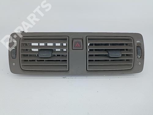 Air vent VOLVO V50 (545) 1.6 D (109 hp) y01144