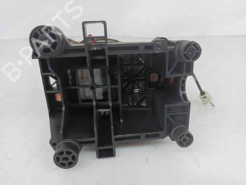 Gear lever LAND ROVER RANGE ROVER III (L322) 3.0 D 4x4 | BP14423717M90