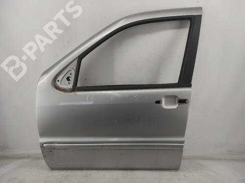 Left front door MERCEDES-BENZ M-CLASS (W163) ML 320 (163.154) DANIFICADO 