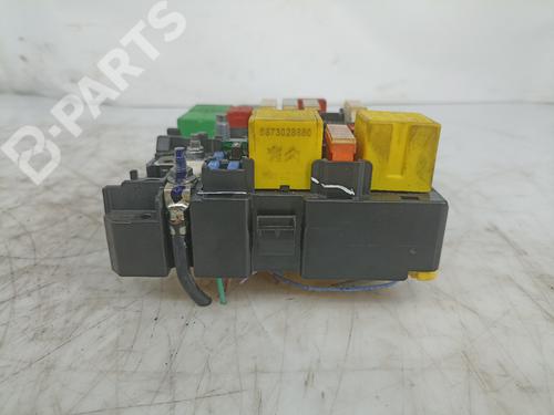 Fuse box PEUGEOT 208 I (CA_, CC_) 1.6 HDi / BlueHDi 75 | BP10092367E1 