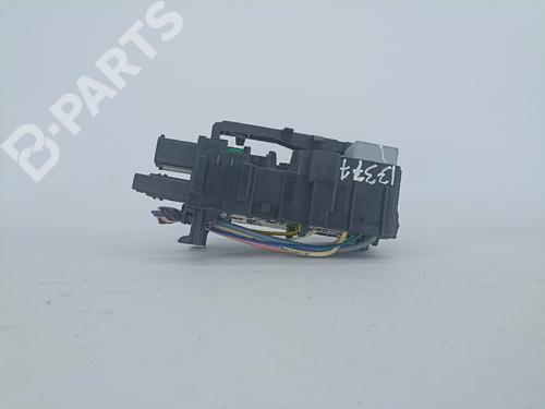 Used Fuse box PEUGEOT 208 I (CA_, CC_) 1.6 HDi / BlueHDi 75 (75 hp) 10092417