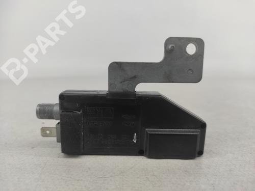 Engine control unit (ECU) MERCEDES-BENZ M-CLASS (W163) ML 320 (163.154) AMPLIFICADOR DE ANTENA