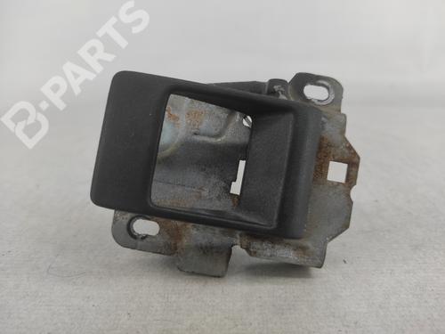 Højre bagtil invendig håndtag LAND ROVER FREELANDER I (L314) 2.0 DI 4x4 (98 hp) 10137350