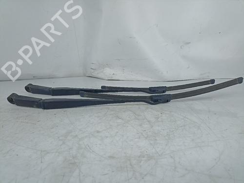 Used Front windshield wiper arm NISSAN PATHFINDER III (R51) 2.5 dCi (174 hp) 14424313