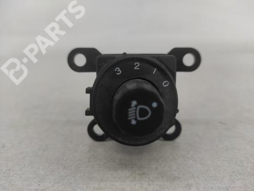 BP10495221I30 main image
