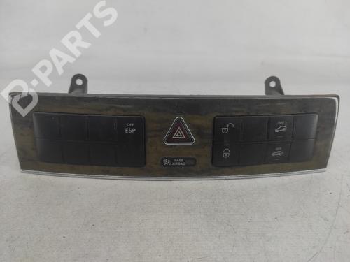 Used Switch MERCEDES-BENZ C-CLASS (W203) C 200 CDI (203.004) (102 hp) 10689139