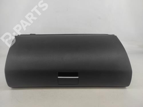 Used Glove box Glove box MERCEDES-BENZ B-CLASS Sports Tourer (W245) B 180 CDI (245.207) (109 hp) 10704085 10704085