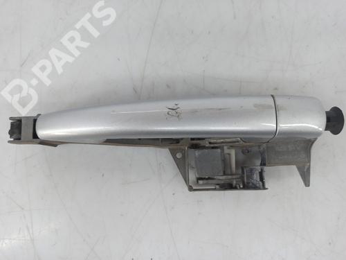 Używane Klamka zewnętrzna drzwi tylnych prawych PEUGEOT 5008 (0U_, 0E_) 2.0 HDi 150 / BlueHDi 150 (150 hp) 10932139