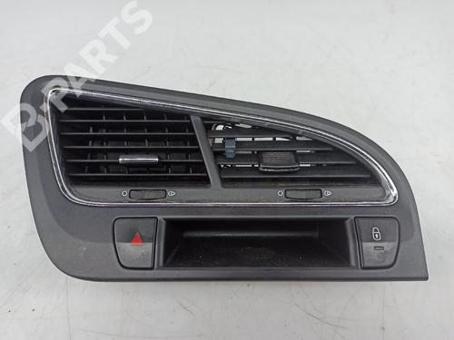 Used Air vent PEUGEOT 5008 (0U_, 0E_) 2.0 HDi 150 / BlueHDi 150 (150 hp) 11679233
