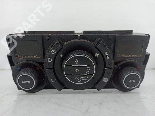 Used Climate control PEUGEOT 5008 (0U_, 0E_) 2.0 HDi 150 / BlueHDi 150 (150 hp) 10936477