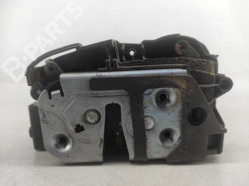 Venstre fortil lås FORD FIESTA VI (CB1, CCN) 1.4 TDCi (68 hp) 10964207