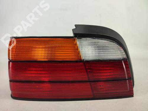 Achterlicht links BMW 3 Coupe (E36) 316 i (102 hp) FRISO PRETO PARTIDO