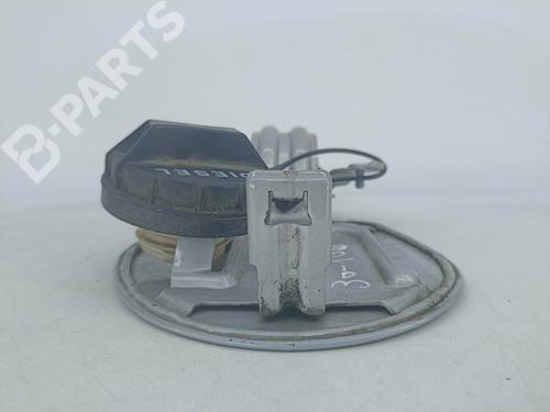 Fuel flap KIA SPORTAGE II (JE_, KM_) 2.0 CRDi | BP11428972C131 