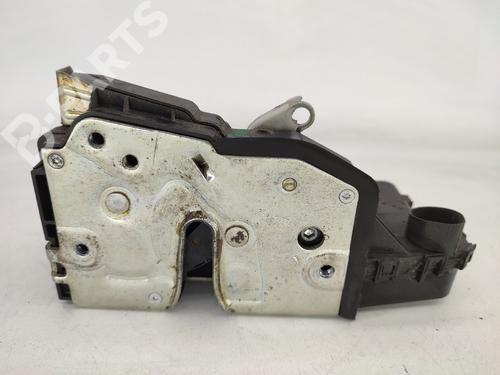 Front left lock BMW 3 Touring (E46) 320 d (136 hp) N.V