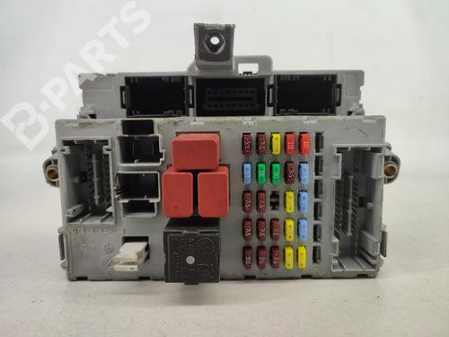 Fuse box LANCIA MUSA (350_) 1.3 D Multijet (350.AXG11, 350.AXG1A) DELPHI 