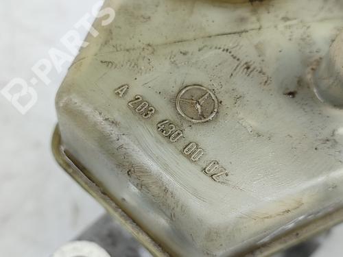 Brake master cylinder MERCEDES-BENZ C-CLASS (W203) C 180 Kompressor (203.046) | BP12067799M77