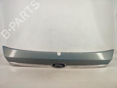 Door moulding trim FORD FIESTA VI (CB1, CCN) 1.6 TDCi 8A61A43404DCW