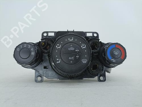 Airco bedieningspaneel FORD FIESTA VI (CB1, CCN) 1.4 TDCi (70 hp) 13046068
