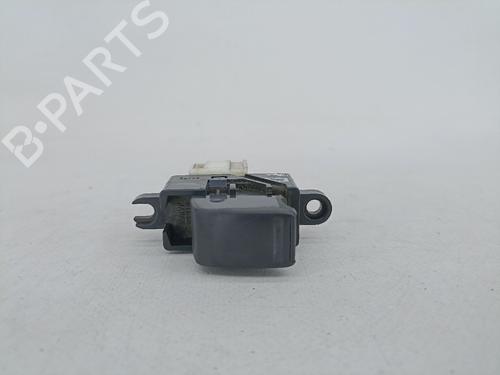 Right front window switch NISSAN X-TRAIL I (T30) 2.2 dCi N.V.