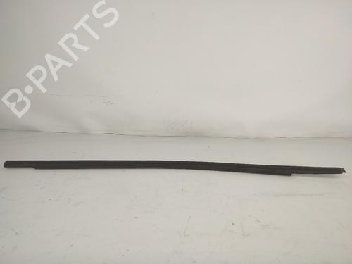 Other NISSAN TERRANO II (R20) 2.7 TDi 4WD RASPADOR VIDRO TR DRT
