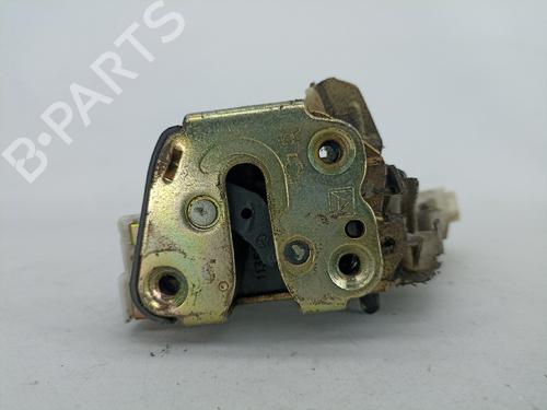 Rear right lock NISSAN TERRANO II (R20) 2.7 TDi 4WD 8255250J01