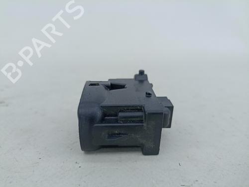 Right front window switch MERCEDES-BENZ C-CLASS (W203) C 230 Kompressor (203.040) | BP13533278I26 