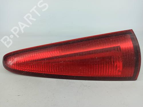 Right taillight RENAULT KANGOO / GRAND KANGOO II (KW0/1_) 1.5 dCi 70 (KW0V, KW0A) (68 hp) REFLETOR SUPERIOR