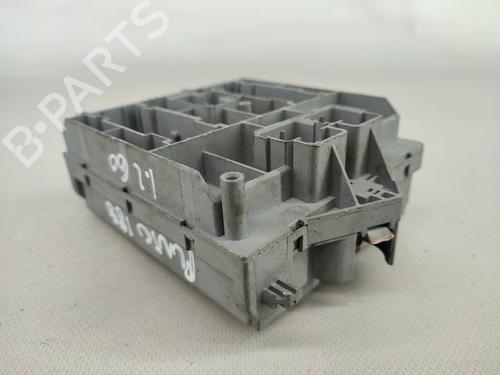 Boîte à Fusibles FIAT PUNTO (188_) 1.2 60 (188.030, .050, .130, .150, .230, .250) | BP13715731E1 