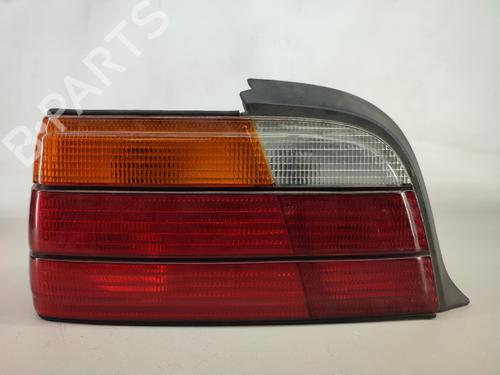 Achterlicht links BMW 3 Coupe (E36) 316 i (102 hp) 1393333