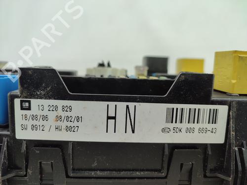 Zekeringkast OPEL ZAFIRA / ZAFIRA FAMILY B (A05)  | BP13904766E1
