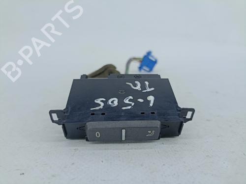 Switch VW PHAETON (3D1, 3D2, 3D3, 3D4, 3D6, 3D7, 3D8, 3D9) 5.0 V10 TDI 4motion DIFUSOR AR