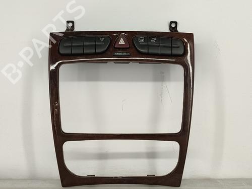other-mercedes-benz-c-class-w203-c-220-cdi-203006-203008-botao-4-piscas-2000-2001-2002-2003-2004-2005-2006-2007-14434818 main image