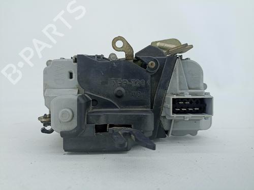 Cerradura puerta delantera derecha CITROËN XSARA Break (N2) 1.4 i (75 hp) N.V