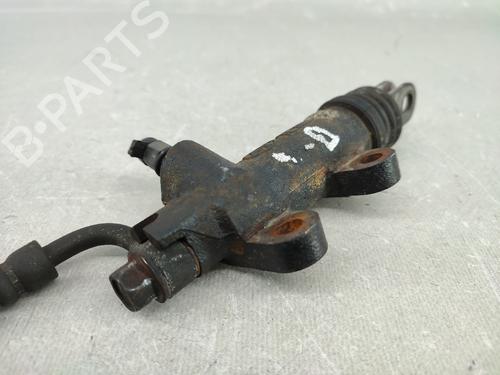 Clutch slave cylinder HYUNDAI SANTA FÉ I (SM) 2.0 CRDi | BP15222221M113 