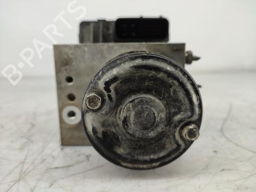 ABS pump HYUNDAI SANTA FÉ I (SM) 2.0 CRDi | BP15228584M43