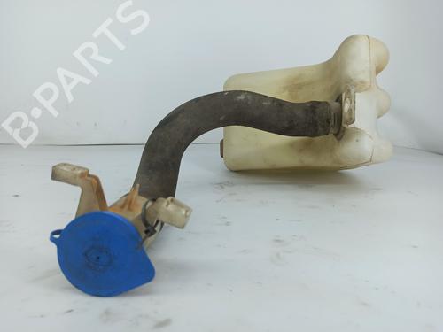 Used Windscreen washer tank LAND ROVER FREELANDER I (L314) 2.0 DI 4x4 (98 hp) 15249129