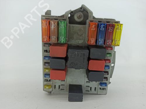 Used Fuse box FIAT PUNTO (188_) 1.9 DS 60 (188.031, .051, .231, .251) (60 hp) 15518199