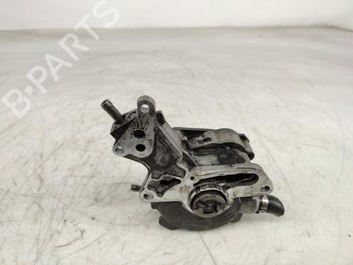 Used Vacuum pump VW POLO (6N2) 1.4 TDI (75 hp) 15677562