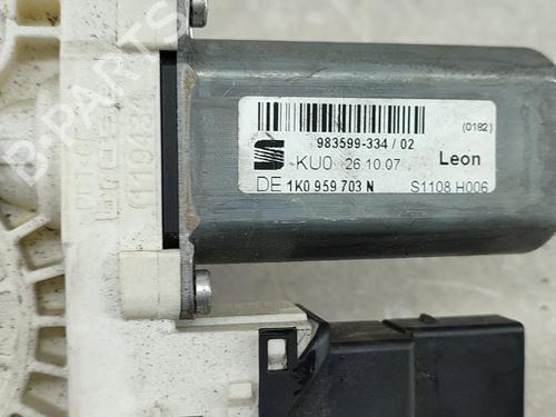 Left front window motor SEAT LEON (1P1) 1.9 TDI | BP15772562E21